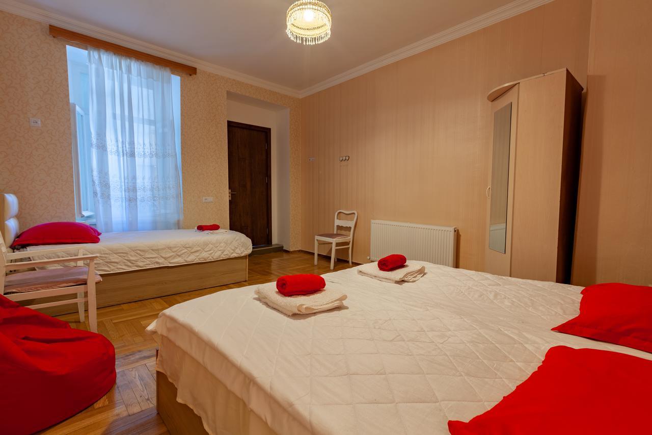Guest House Keria Tbilisi Esterno foto