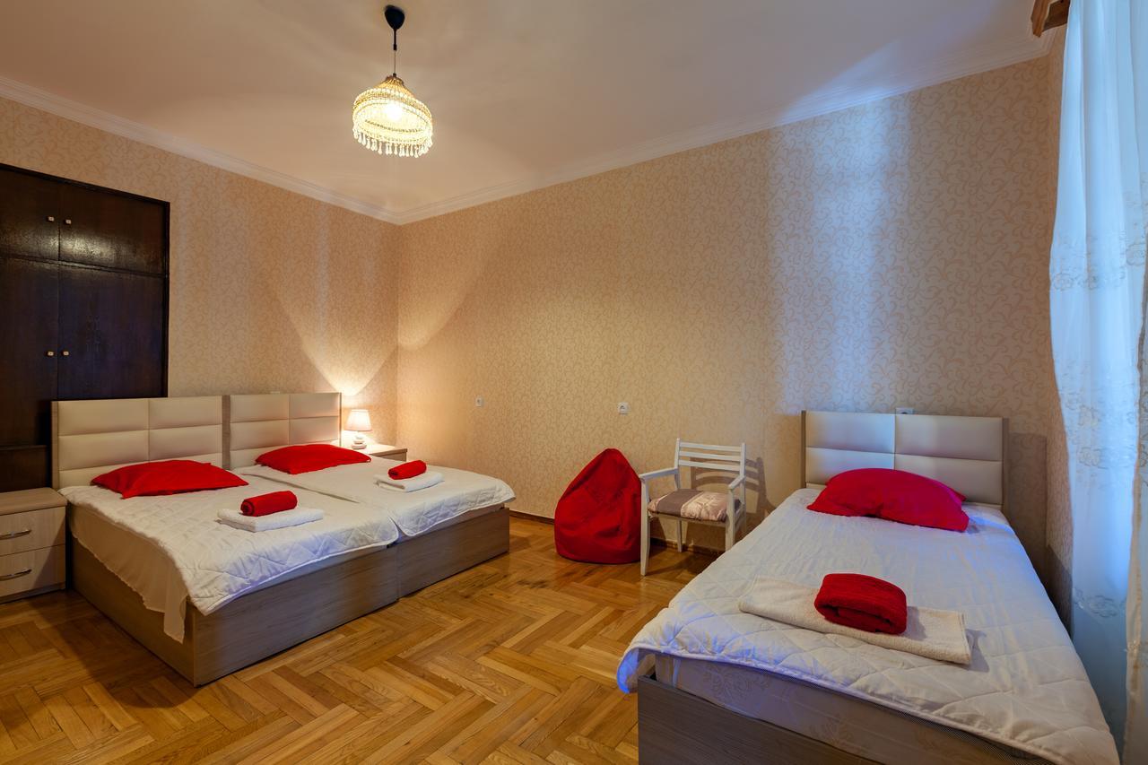 Guest House Keria Tbilisi Esterno foto