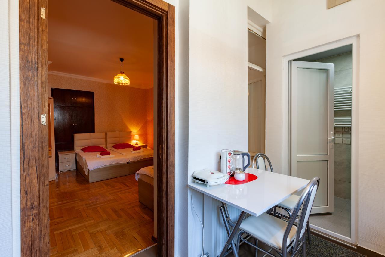 Guest House Keria Tbilisi Esterno foto