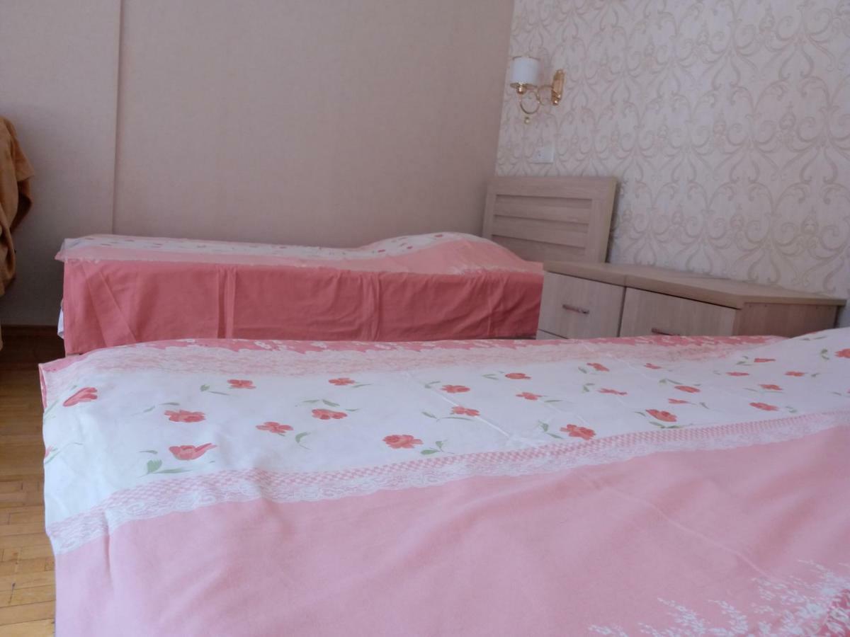 Guest House Keria Tbilisi Esterno foto