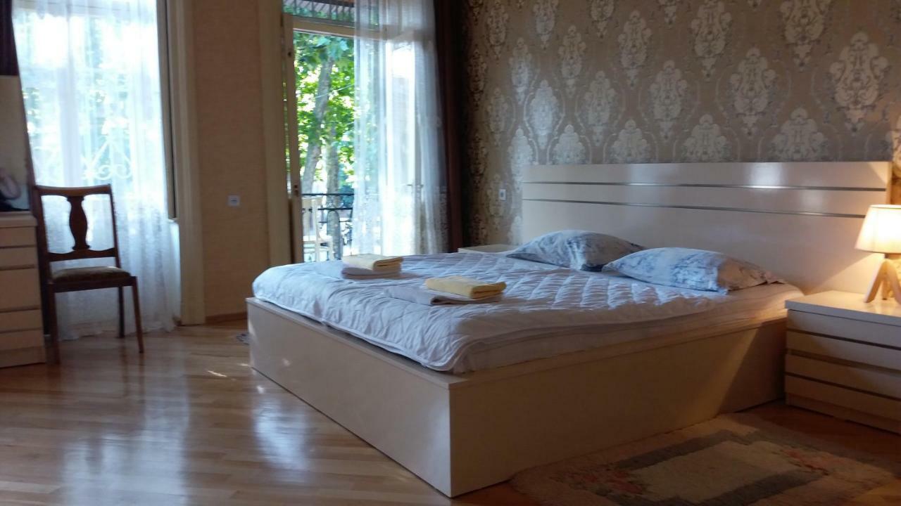 Guest House Keria Tbilisi Esterno foto