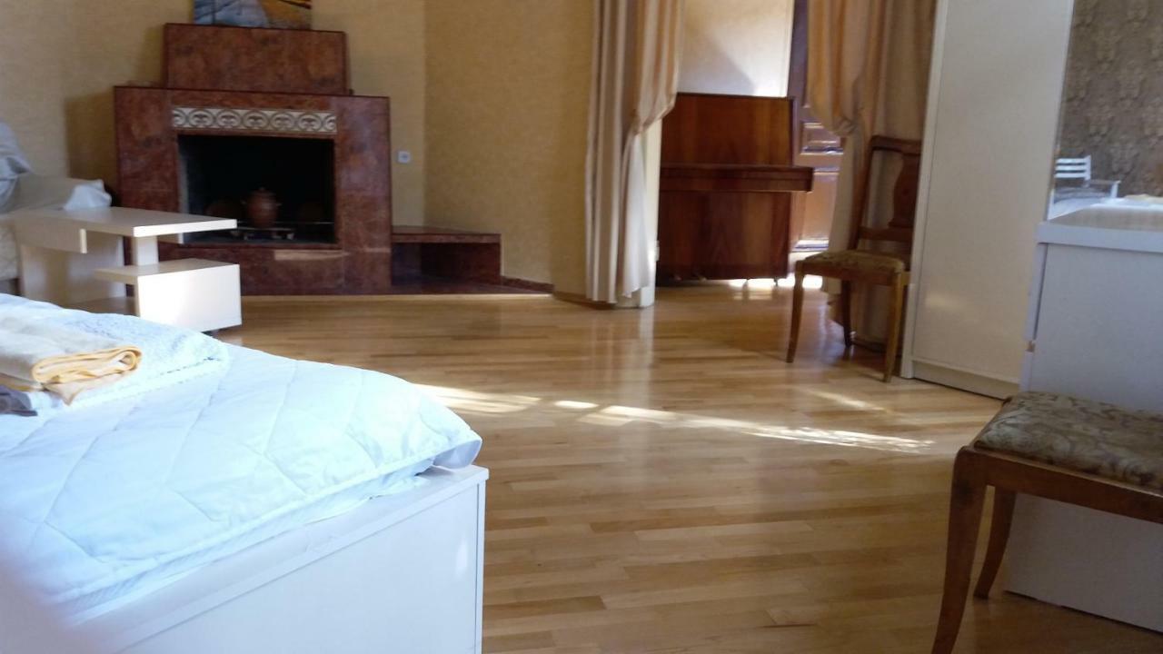 Guest House Keria Tbilisi Esterno foto
